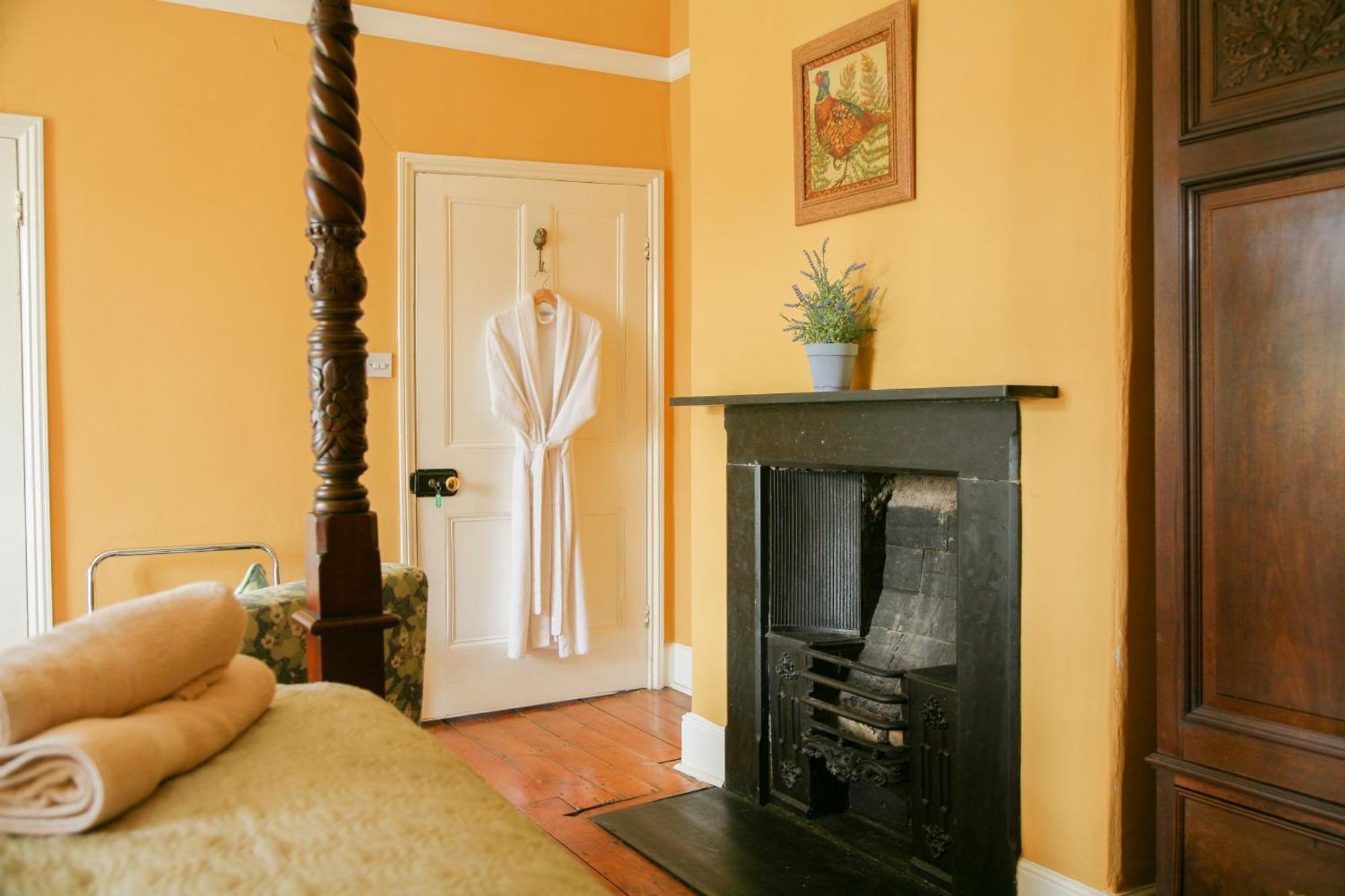 Huntlands Farm Bed & Breakfast Bromyard Exteriör bild